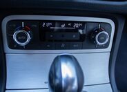 Volkswagen Touareg 17