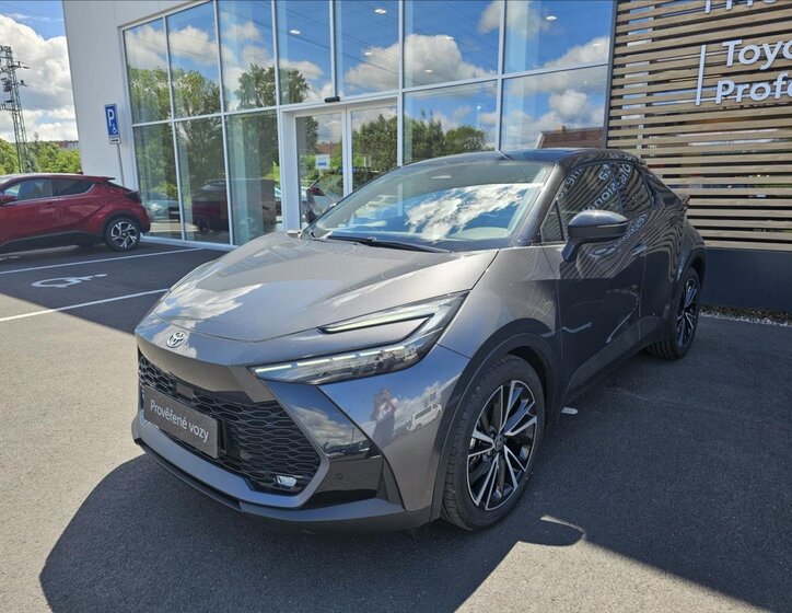 Toyota C-HR Hatchback 1,8 l 72 kw