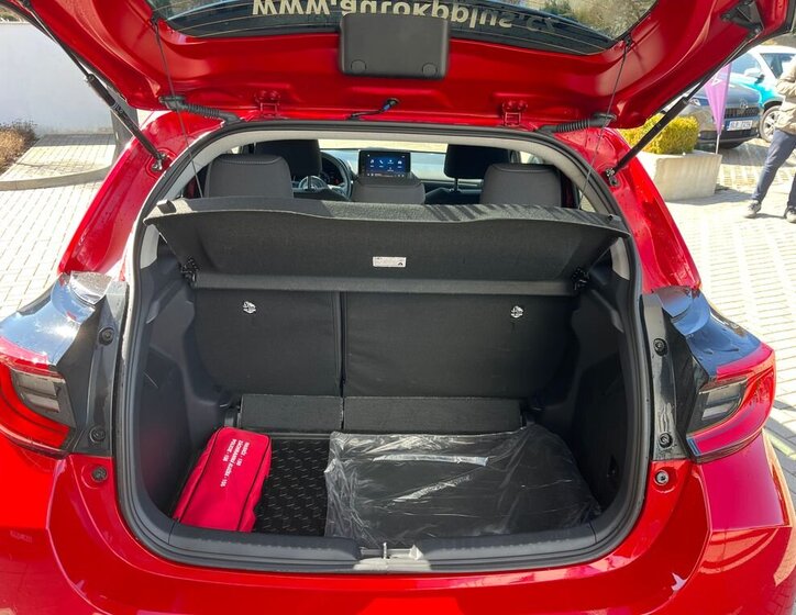 Toyota Yaris Hatchback 1,5 l 68 kw