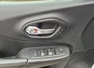 Jeep Cherokee SUV 2,2 l 147 kw