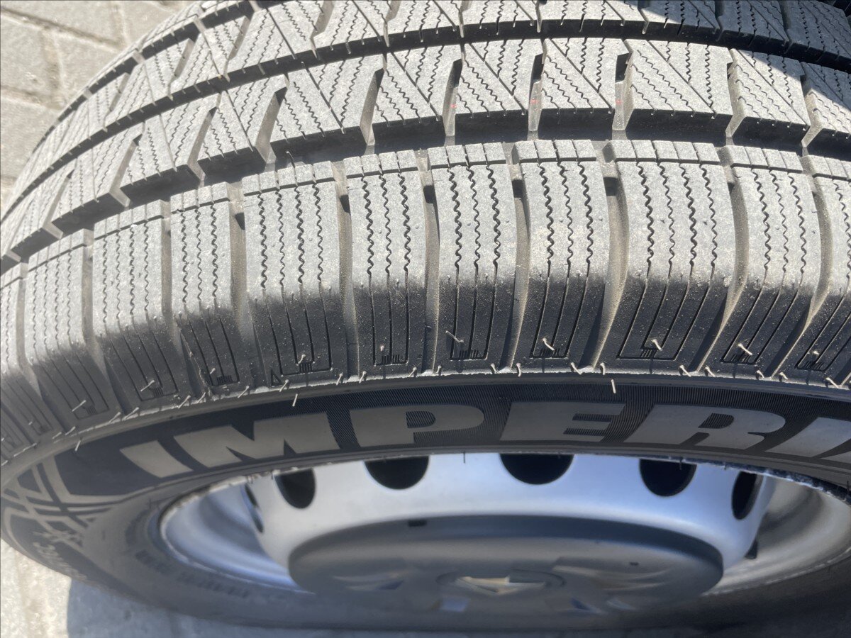 Renault Master Skříň 2,3 l 81 kw