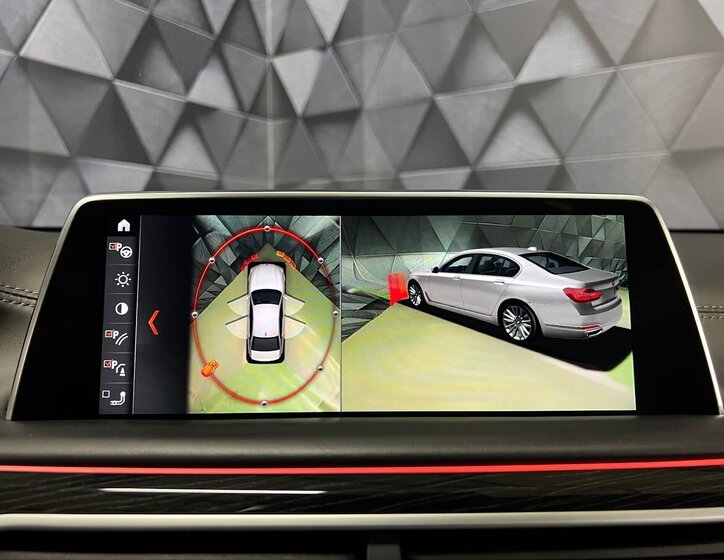 BMW Řada 7 Sedan 3,0 l 294 kw