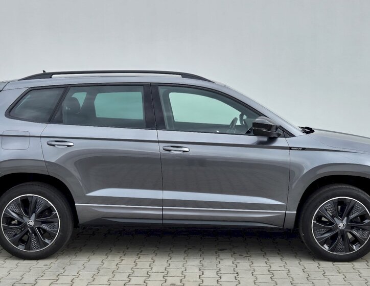 Škoda Karoq SUV / Terénní 1,5 l 110 kw