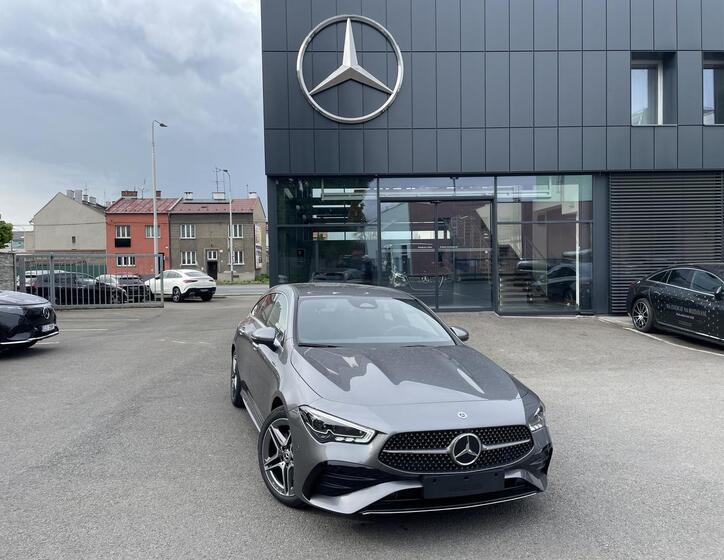 Mercedes-Benz CLA 1
