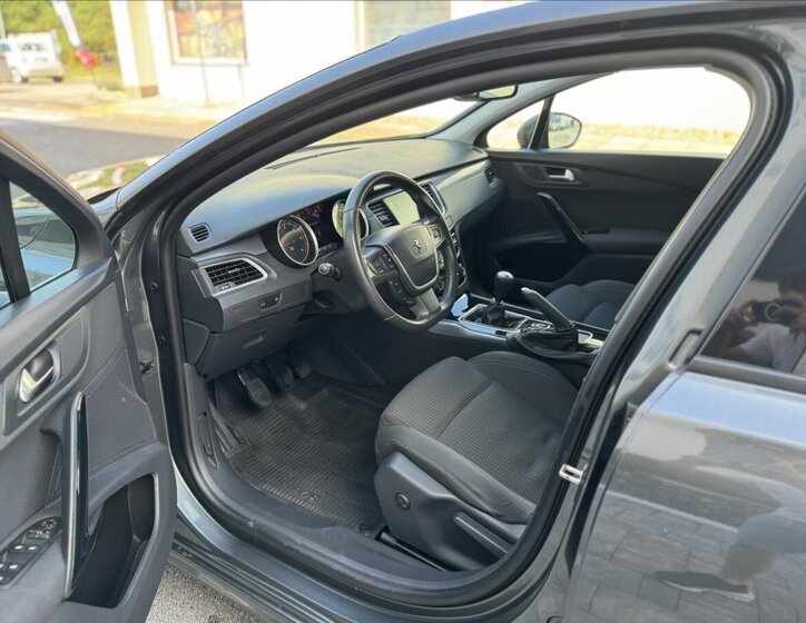 Peugeot 508 Sedan 2,0 l 120 kw