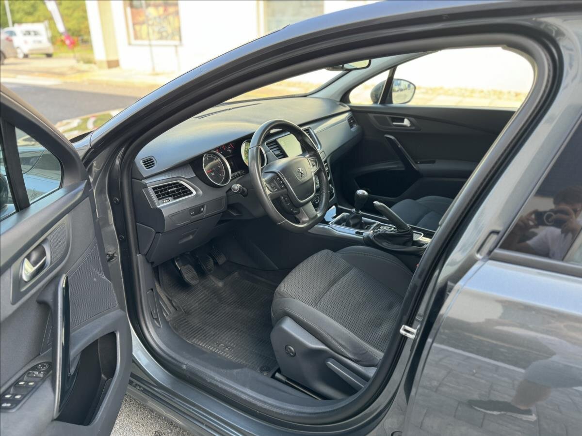 Peugeot 508 Sedan 2,0 l 120 kw