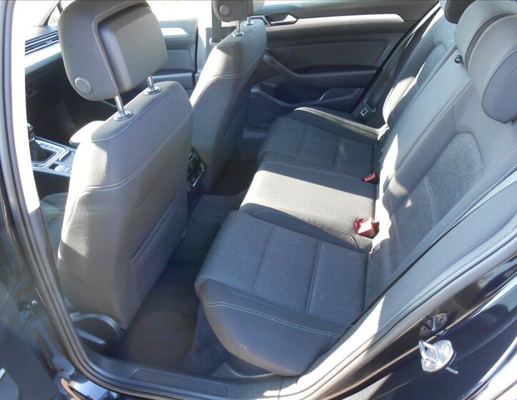 Volkswagen Passat Kombi 2,0 l 110 kw