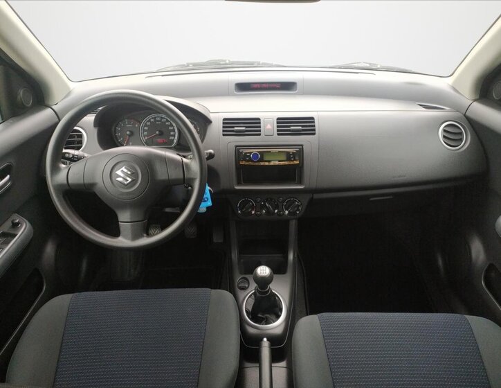 Suzuki Swift Hatchback 1,3 l 68 kw