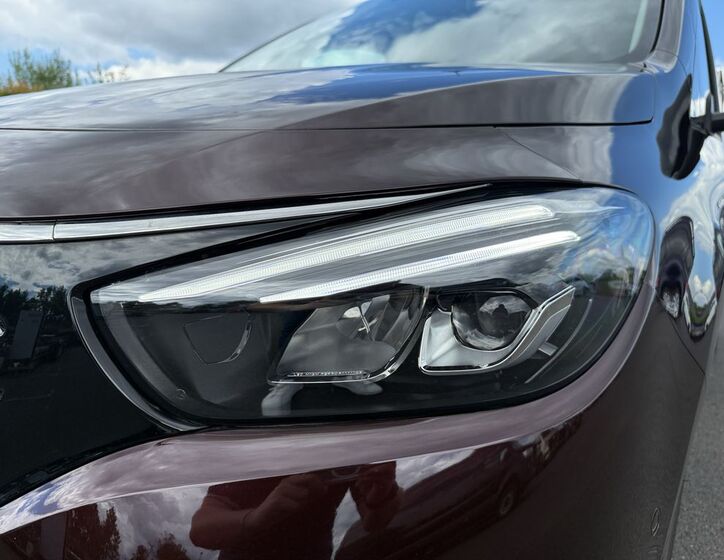 Mercedes-Benz Ostatní 3