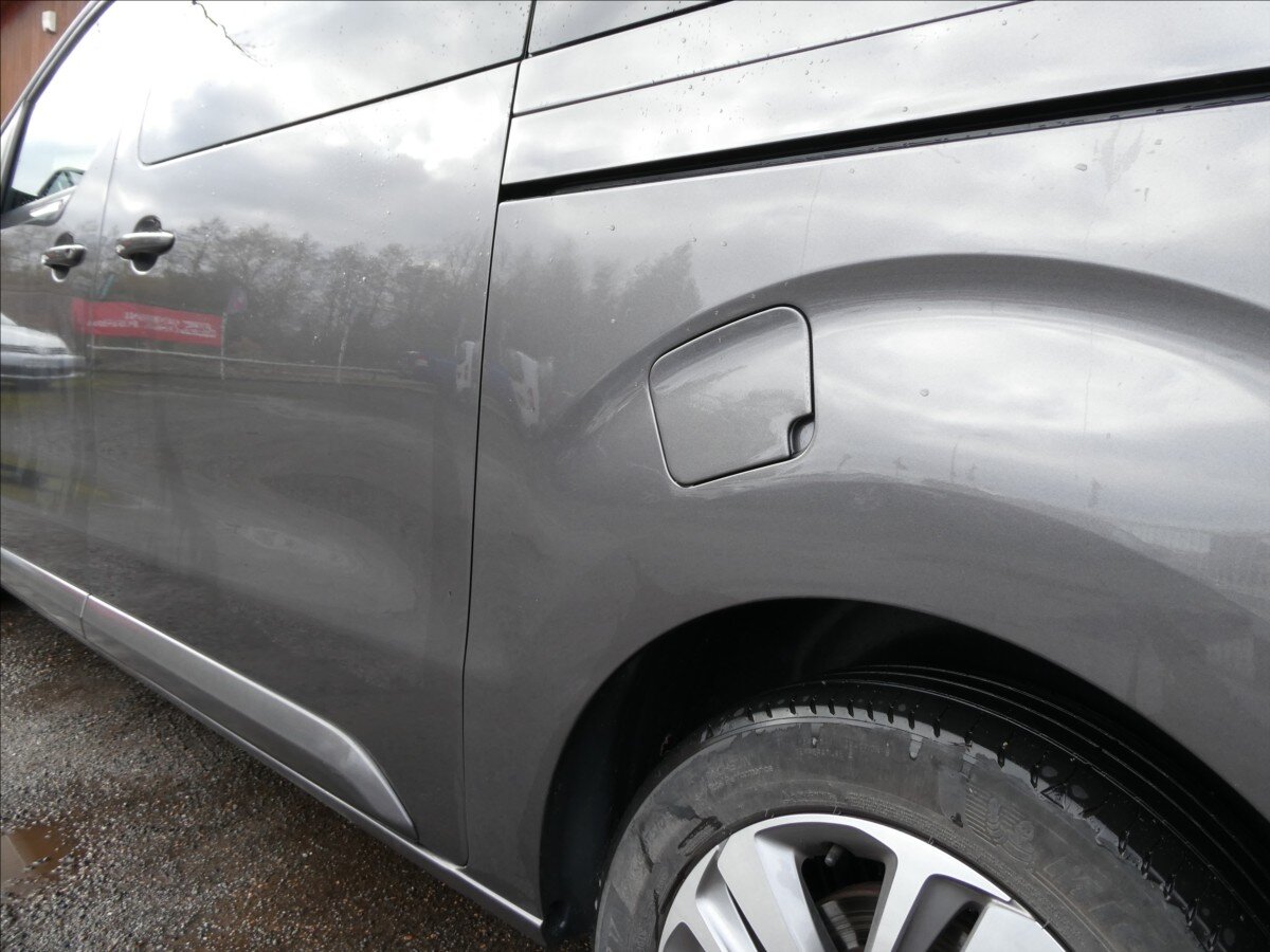 Peugeot Traveller MPV 2,0 l 130 kw