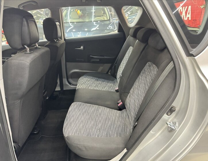 KIA Ceed Hatchback 1,4 l 80 kw