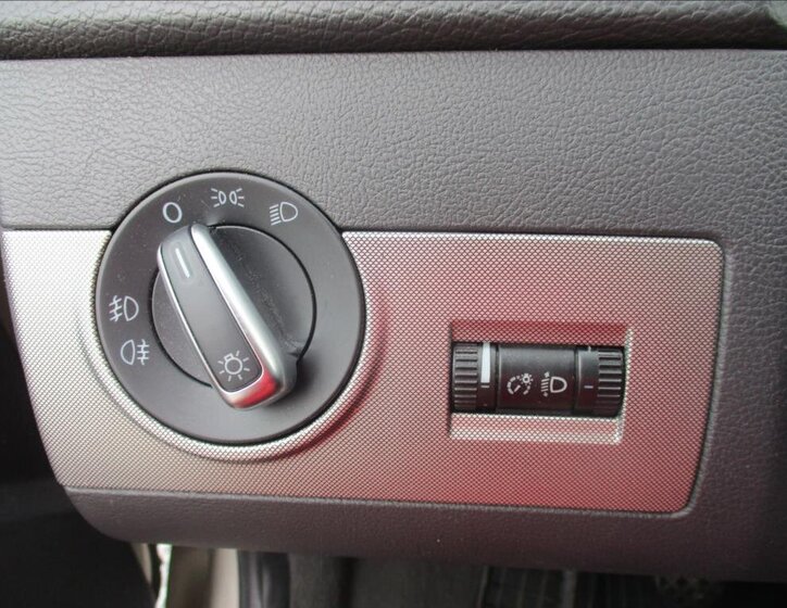 Volkswagen Multivan VAN / Minibus 2,5 l 96 kw