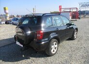 Toyota RAV4 SUV 2,0 l 85 kw