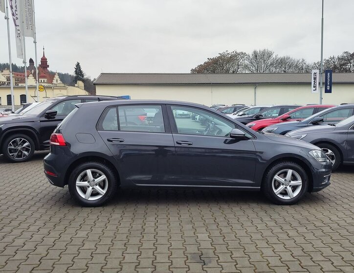 Volkswagen Golf Kombi 999,0 85 kw