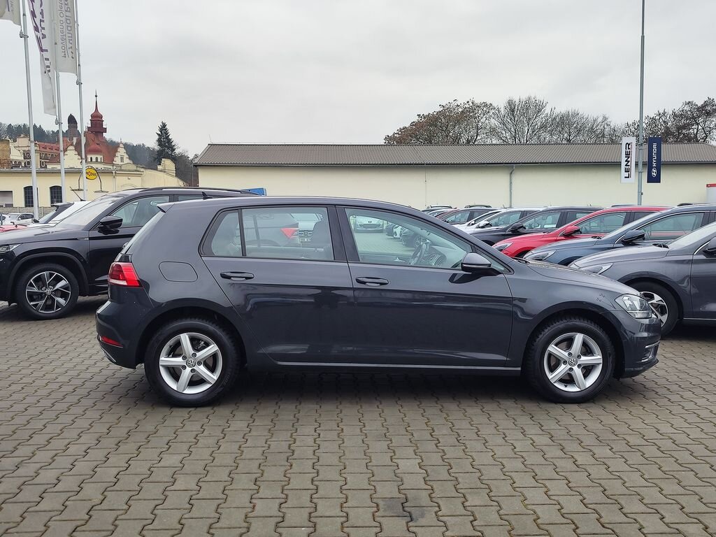 Volkswagen Golf Kombi 999,0 85 kw