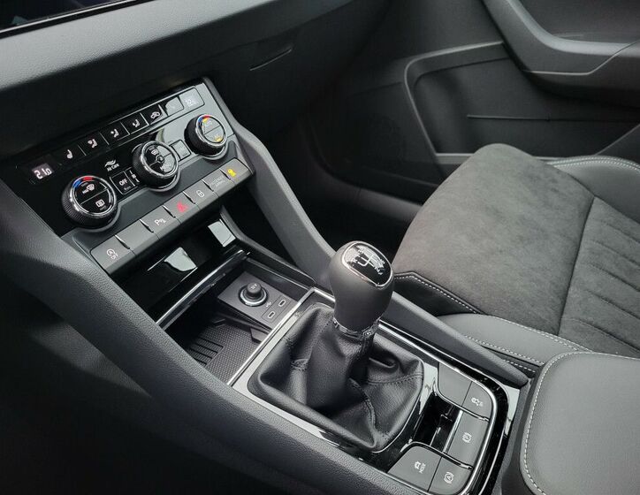 Škoda Karoq 24