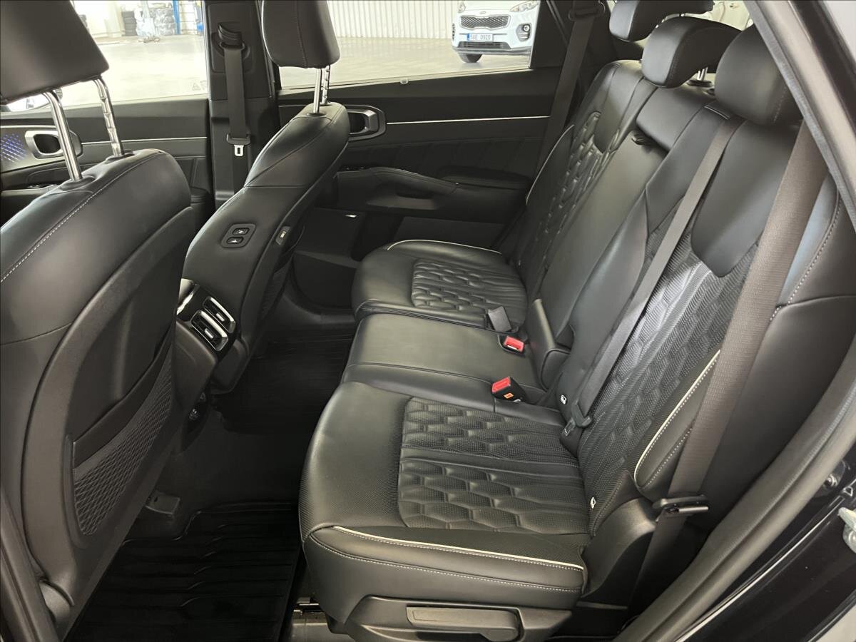 KIA Sorento SUV 2,2 l 148 kw