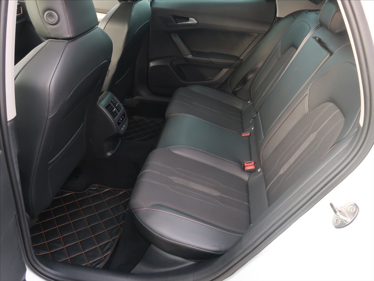 Cupra Formentor SUV / Terénní 2,0 l 140 kw