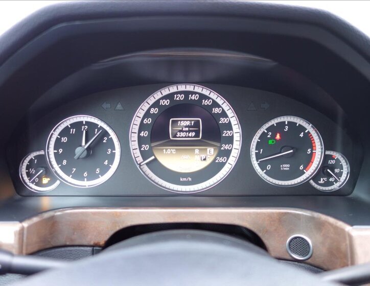 Mercedes-Benz Třídy E Kombi 3,0 l 195 kw