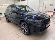 BMW X5 SUV 3,0 l 210 kw
