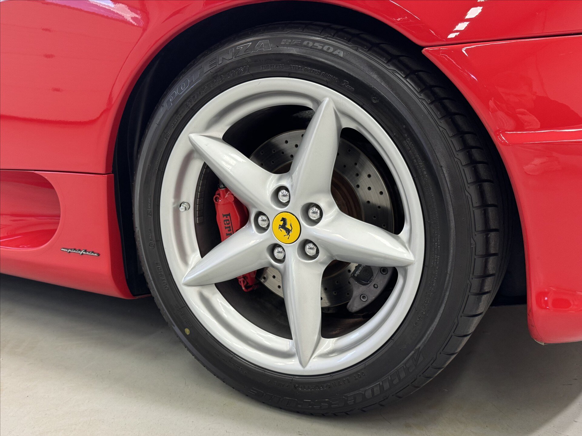 Ferrari 360 Kupé 3,6 l 294 kw