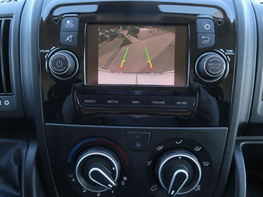 Opel Movano Skříň 2,2 l 103 kw