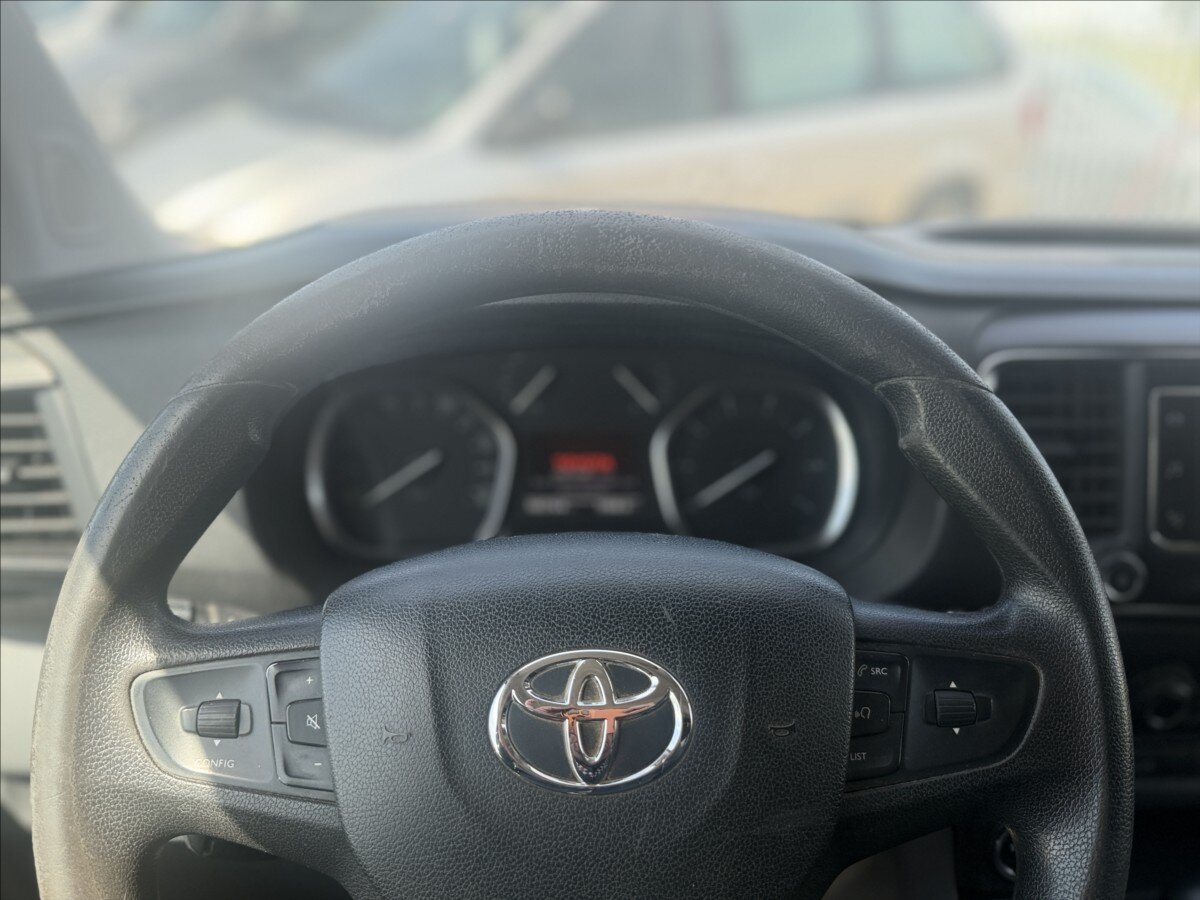 Toyota ProAce Skříň 2,0 l 110 kw