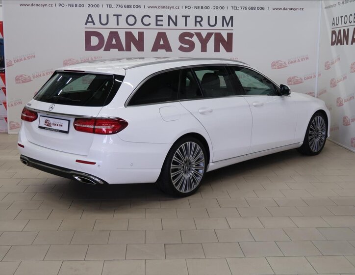 Mercedes-Benz Třídy E Kombi 2,0 l 135 kw