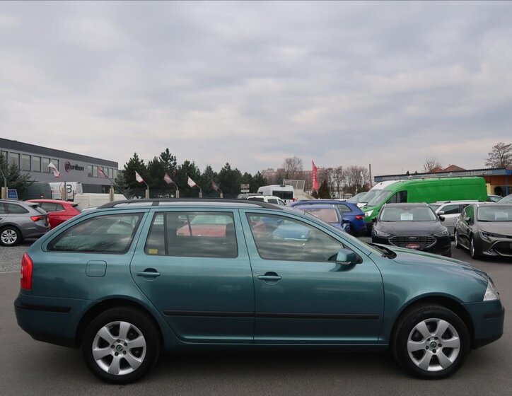 Škoda Octavia Kombi 2,0 l 103 kw