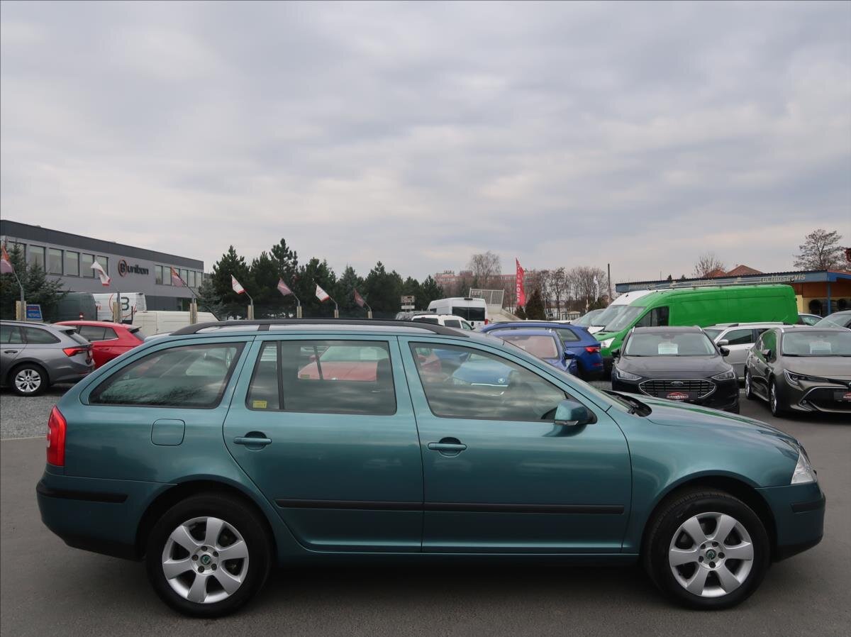 Škoda Octavia Kombi 2,0 l 103 kw