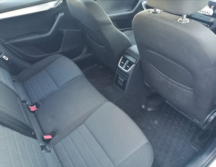 Škoda Octavia Sedan 1,6 l 77 kw