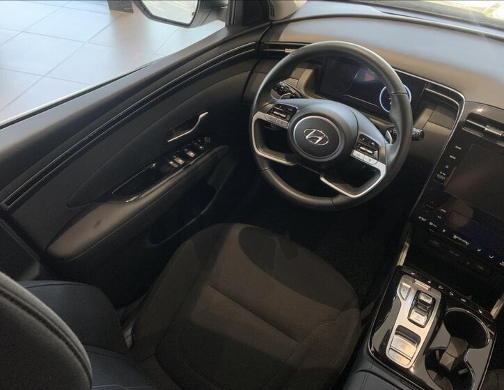 Hyundai Tucson SUV 1,6 l 169 kw