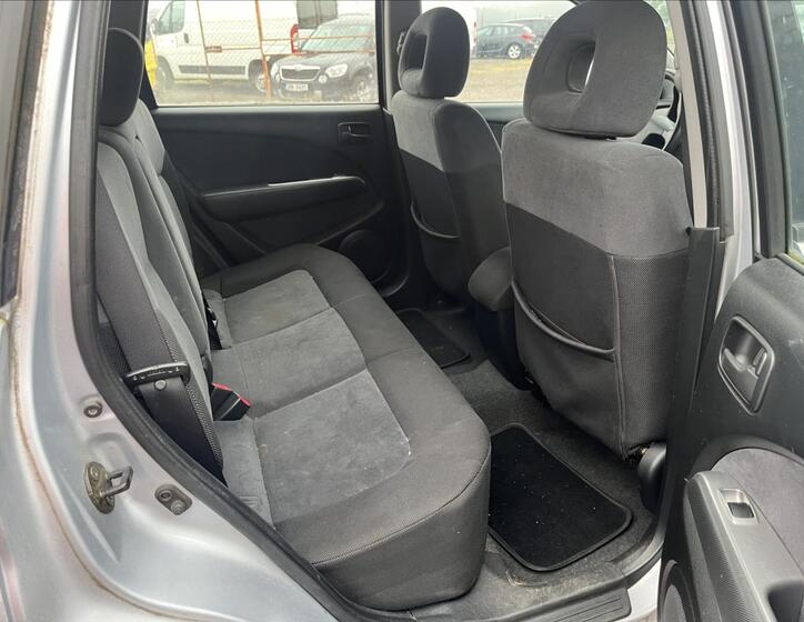 Mitsubishi Outlander 11