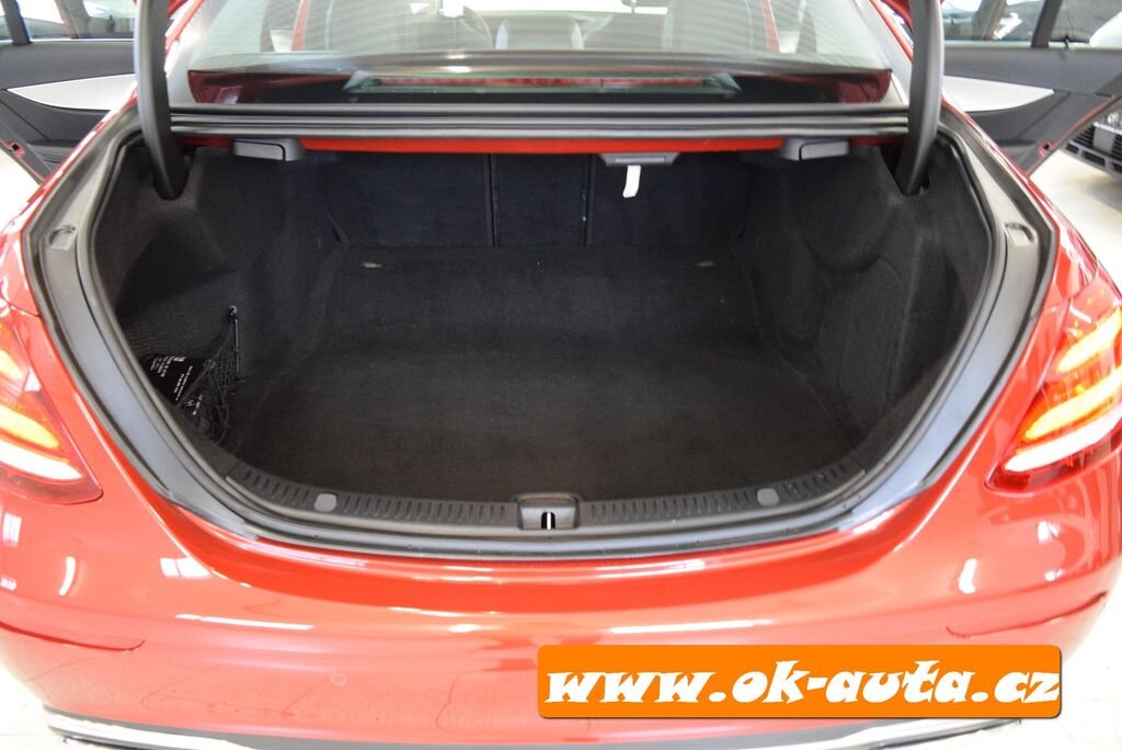 Mercedes-Benz Třídy E Sedan 0,0 110 kw