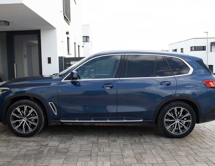 BMW X5 SUV 3,0 l 195 kw