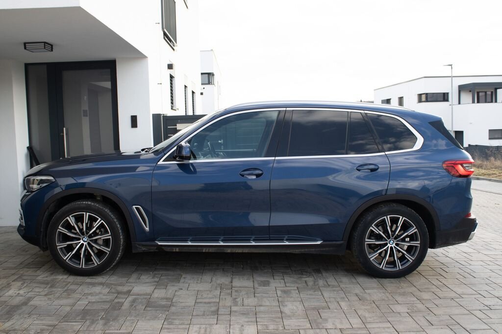 BMW X5 SUV 3,0 l 195 kw