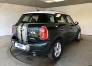 Mini Countryman 9