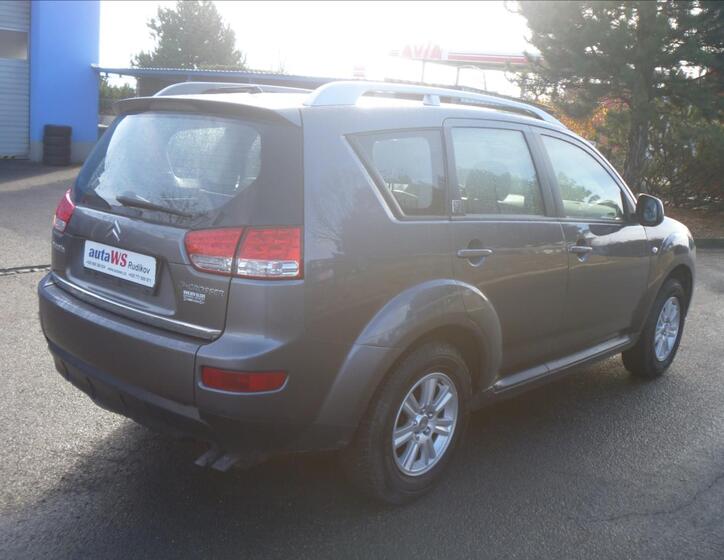 Citroën C-Crosser 6