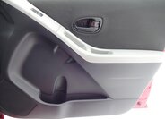 Toyota Yaris Hatchback 998,0 51 kw