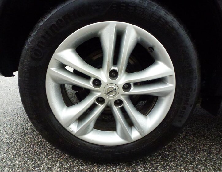 Nissan Qashqai SUV / Terénní 2,0 l 104 kw