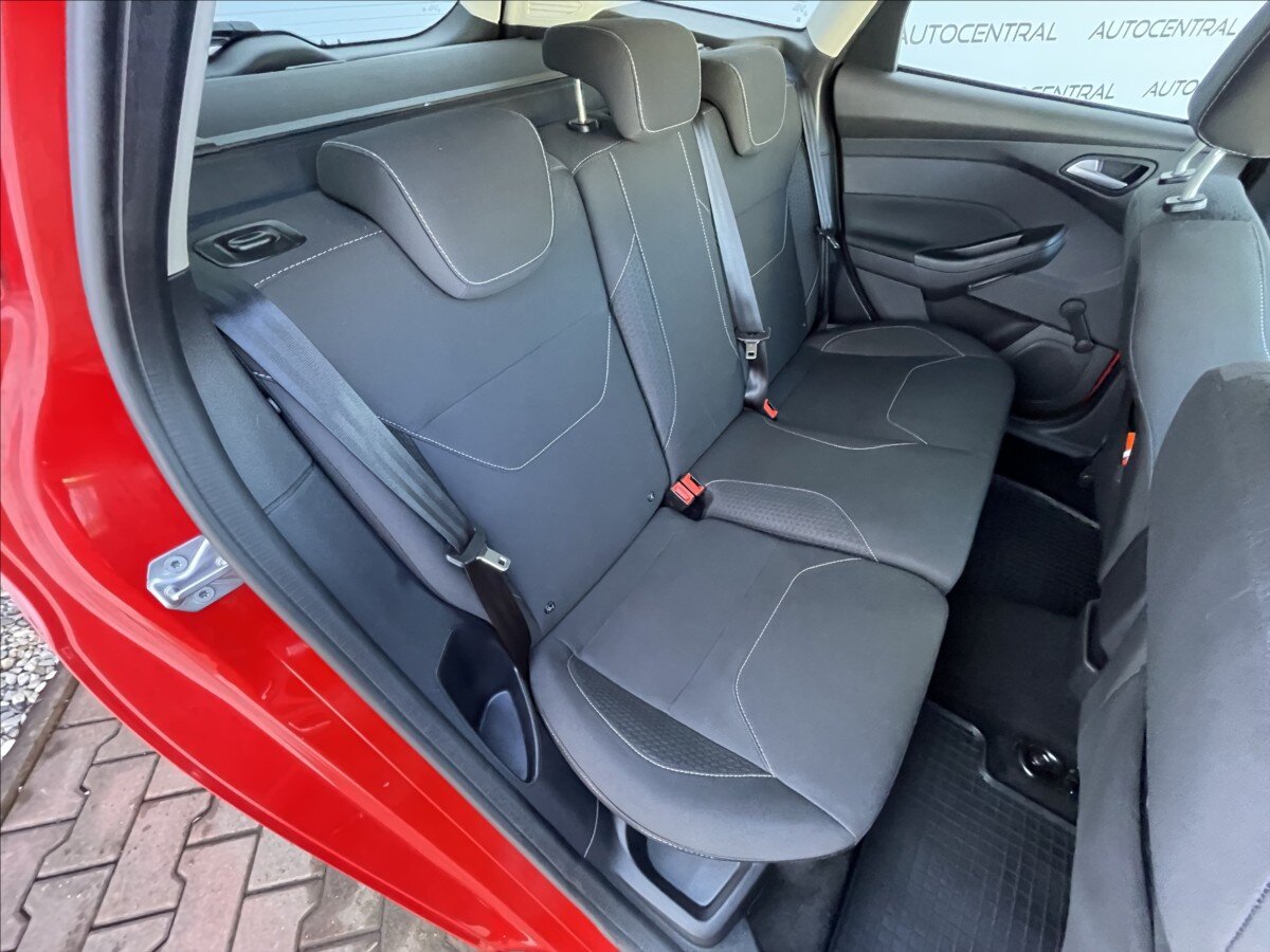 Ford Focus Kombi 999,0 92 kw