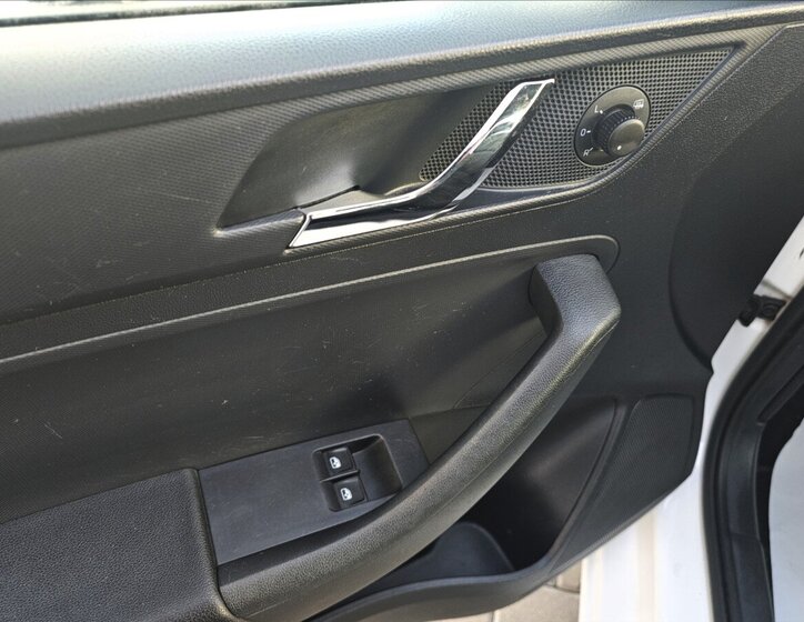 Škoda Rapid Sedan / Limuzína 1,2 l 81 kw