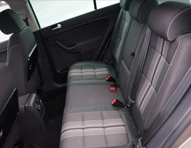 Volkswagen Golf Plus 10