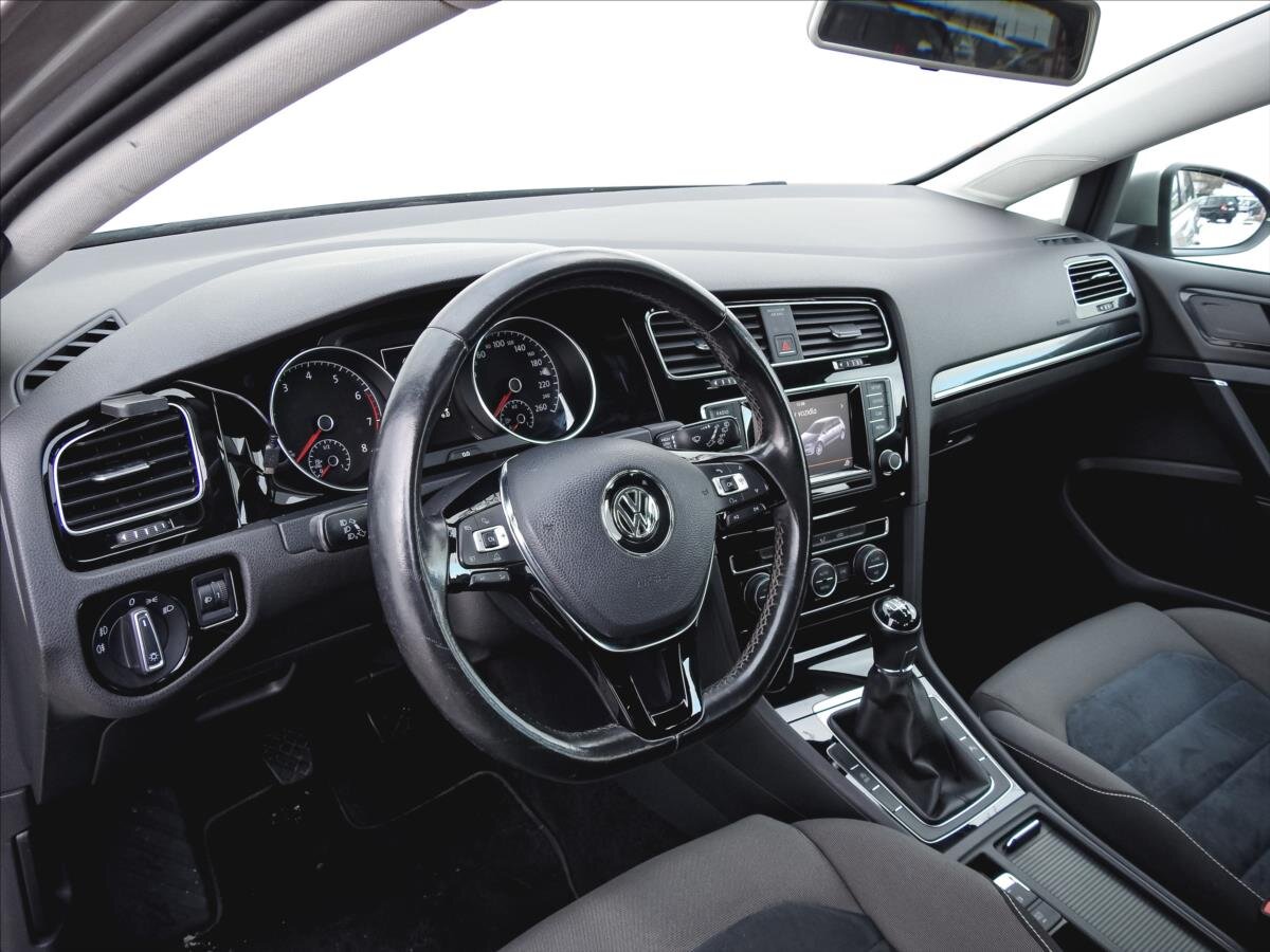 Volkswagen Golf Hatchback 1,4 l 81 kw