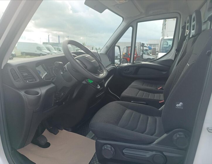 Iveco Daily 9