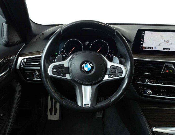 BMW Řada 5 Sedan / Limuzína 3,0 l 250 kw