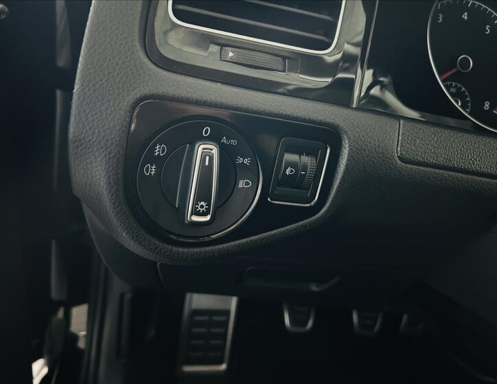 Volkswagen Golf Hatchback 1,4 l 92 kw