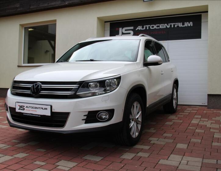 Volkswagen Tiguan 1