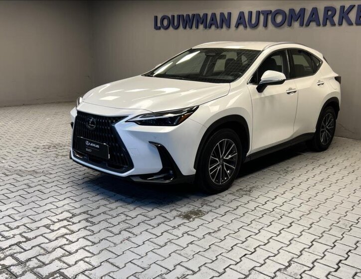 Lexus NX 350h 1