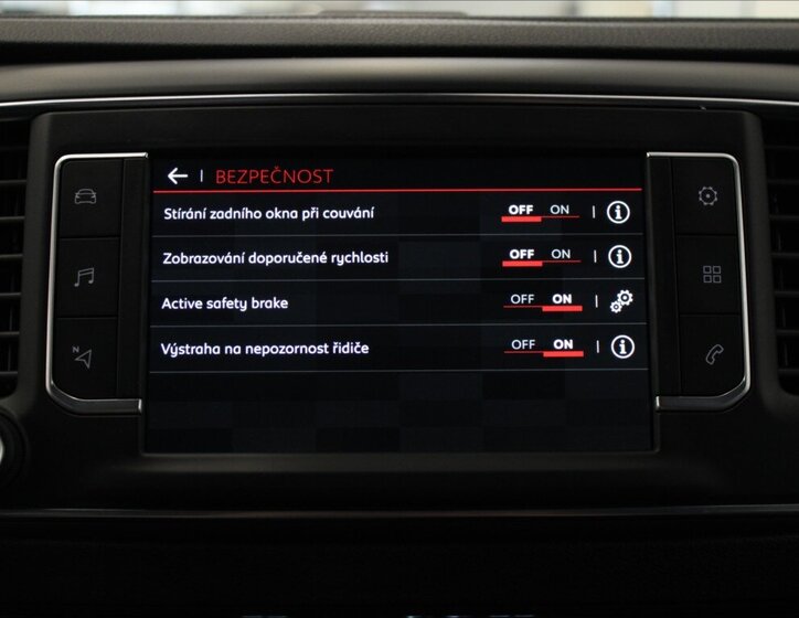 Citroën SpaceTourer MPV 2,0 l 110 kw